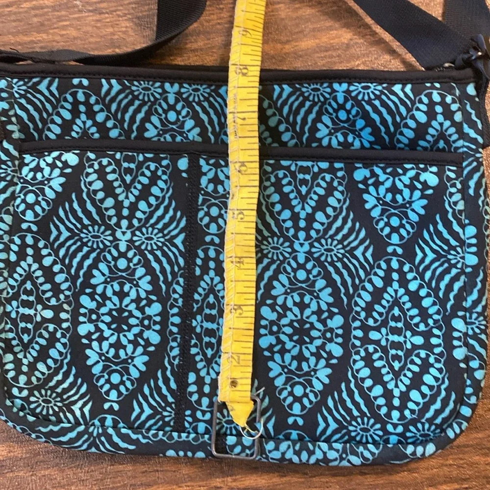 Ipad Case. Shock absorbant. Water resistant. Rugged and versatile.